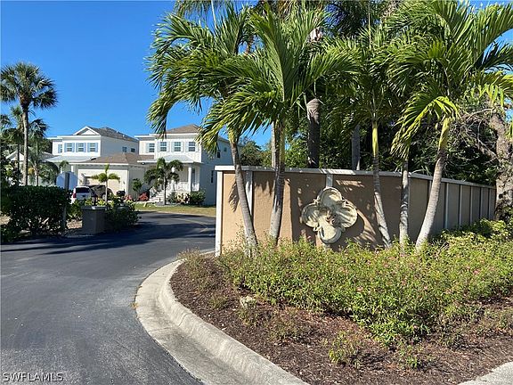 3rd image of 7761 W Victoria Cove Ct