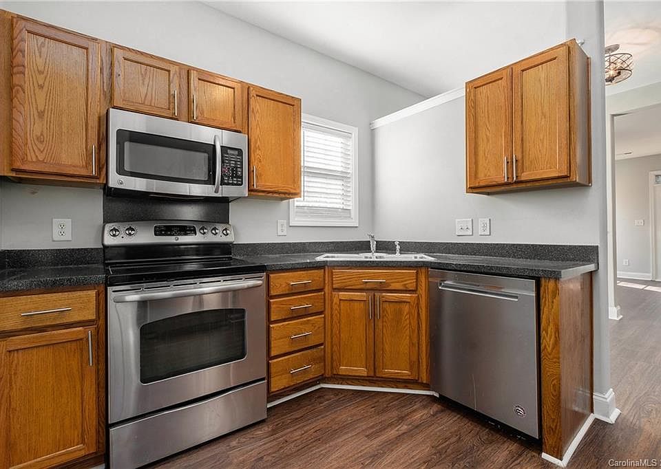 Lions Gate 14706 Lions Pride Ct Charlotte, NC Zillow Apartments