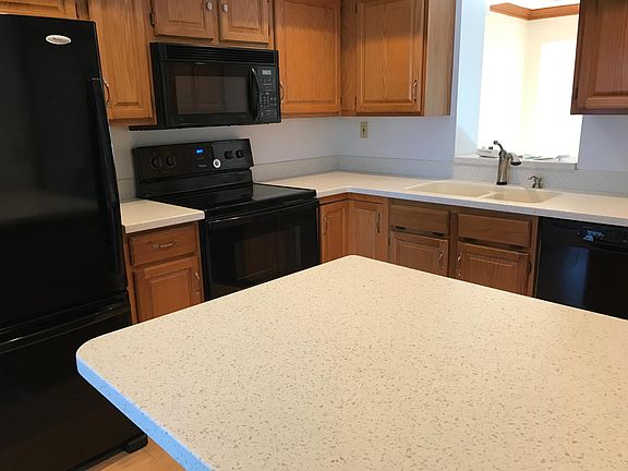 3rd image of 200 Arabian Cir