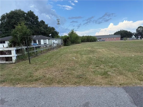 7939 Edgelake Ct, New Orleans, LA 70126