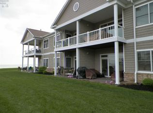 3045 N Beach Towne Ct, Pt Clinton, OH 43452