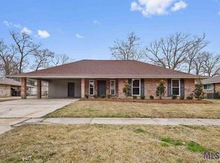 9116 Roundtree Dr, Baton Rouge, LA 70818