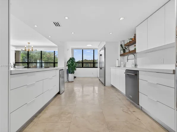 11113 Biscayne Blvd Unit 351, Miami, FL 33181