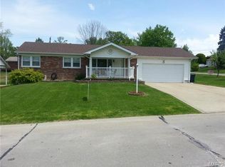 4401 Mohegan Dr, Saint Louis, MO