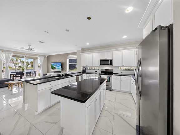 4th image of 9730 Springlake CIR