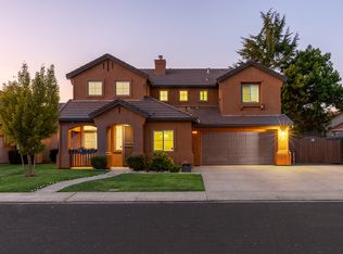 561 Albrecht St, Manteca, CA 95337