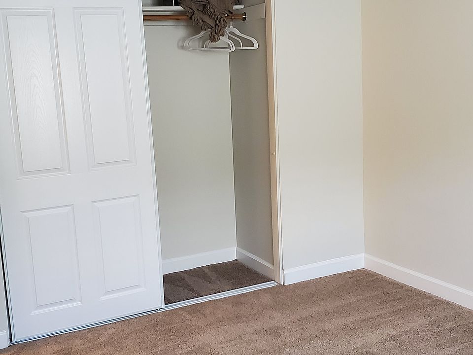1st image of 2314 Pauline Dr APT C