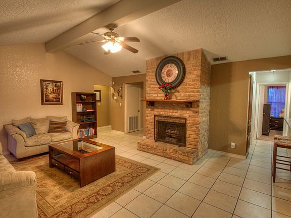 2nd image of 114 Glenbrook Dr