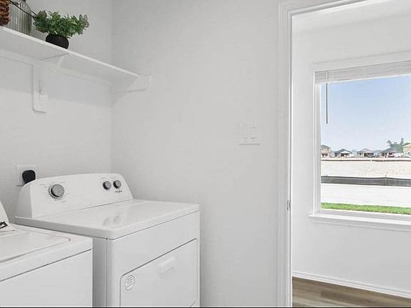 2nd image of 23823 Desert Peach Dr