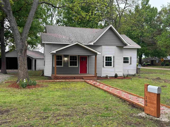 100 Coldren St, Parkin, AR 72373