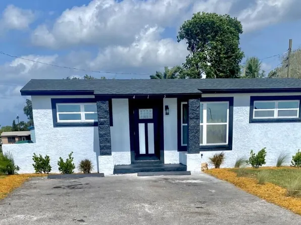 415 SE 4th St, South Bay, FL 33493