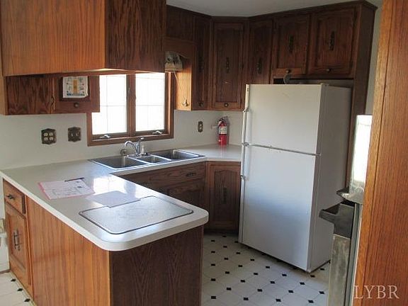 4th image of 5932 W Lynchburg Salem Tpke