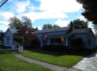 9495 Clarence Center Rd, Clarence Center, NY 14032