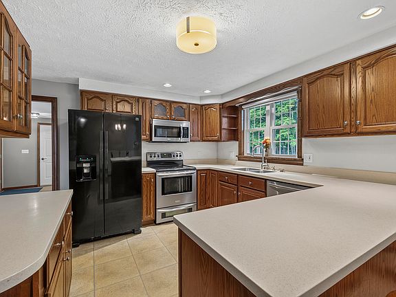 5th image of 11 Lina Avenue