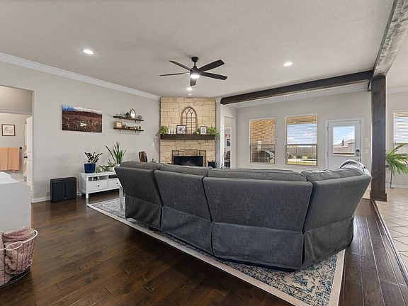 5th image of 7925 Grassland Dr