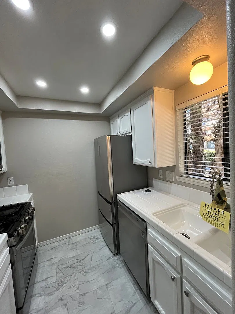 Casa Lane Townhomes — Photo 4