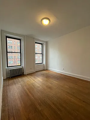 Rented by Peter R. Hungerford, LREB | media 14