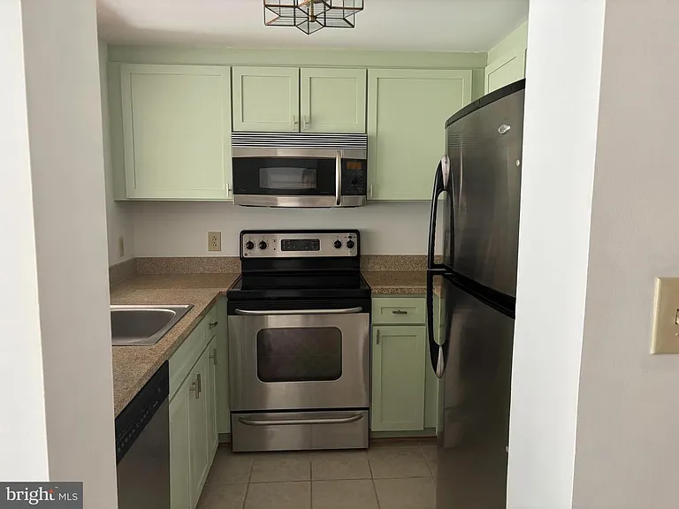 1150 Washington #K-1107 — Photo 7