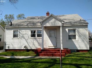 1467 E Bristol Rd, Burton, MI 48529