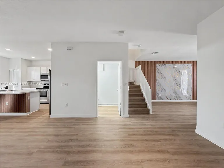 11296 SW 254th Ter — Photo 8