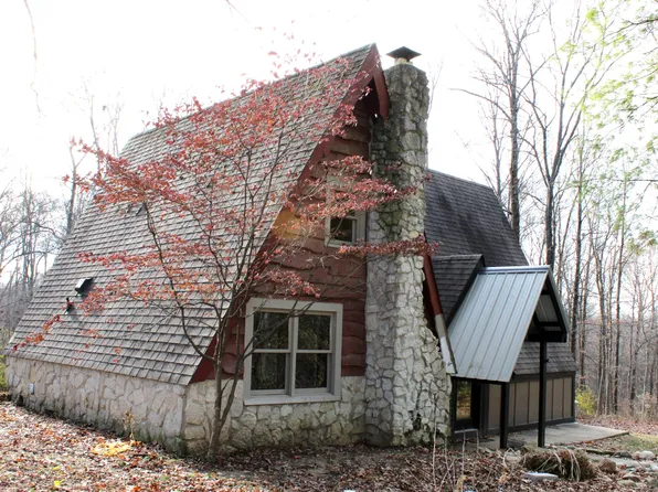 5383 Wells Hill Rd, Nineveh, IN 46164