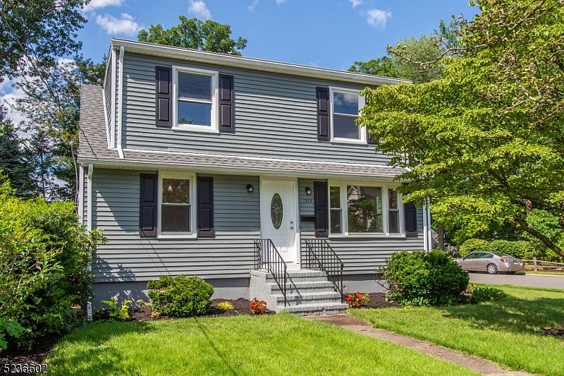 315 Graphic Blvd, New Milford, NJ 07646 Zillow