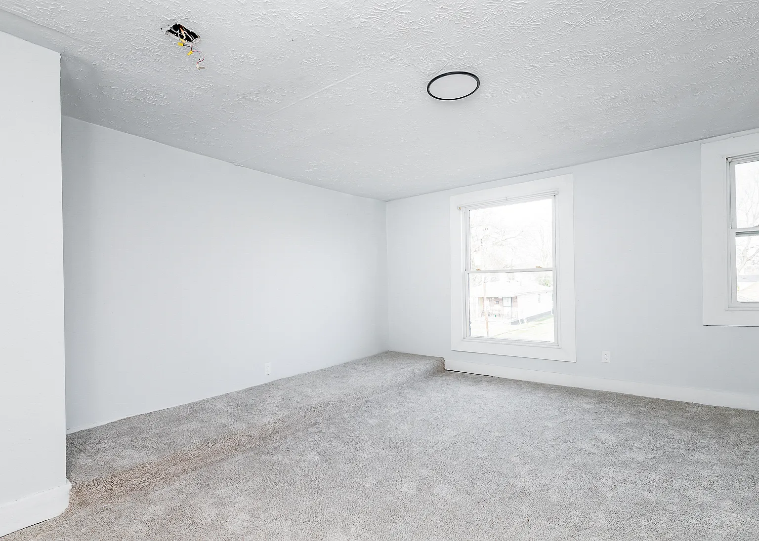 4012 Sunset Avenue - 1 — Photo 2