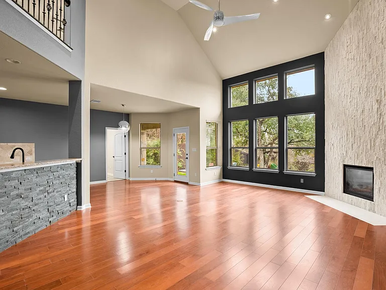 11704 Palisades Pkwy — Photo 3