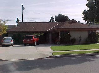 310 W Patwood Dr, La Habra, CA 90631