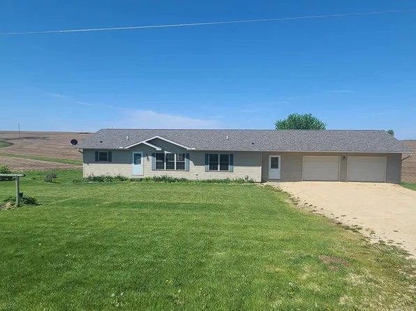 14823 Spook Cave Rd, Mc Gregor, IA 52157