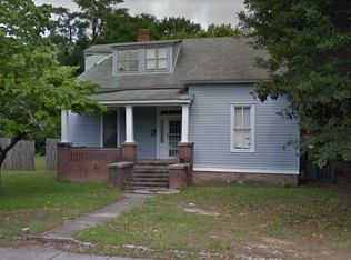 426 Champlain St, Hamlet, NC 28345