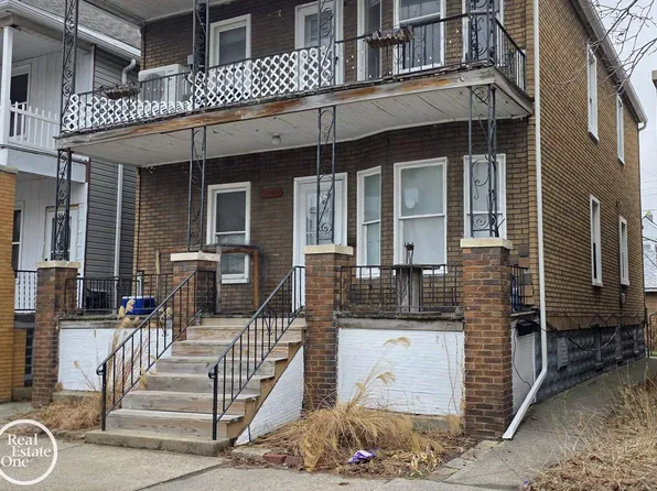 2685 Botsford St, Hamtramck, MI 48212