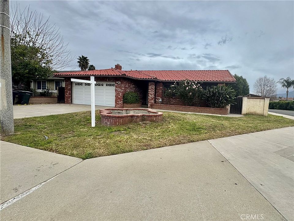 1st image of 32156 Machado St