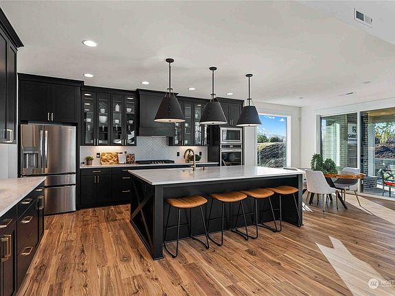 4th image of 25704 64th Avenue Ct E #3