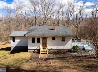 673 Creek Rd, Front Royal, VA 22630