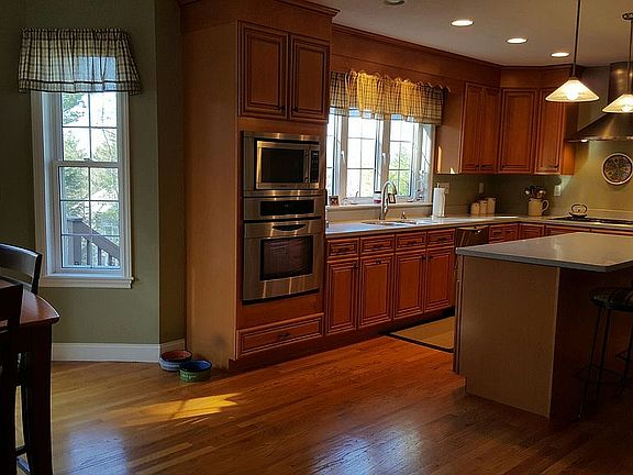 Bump Out Dining Area