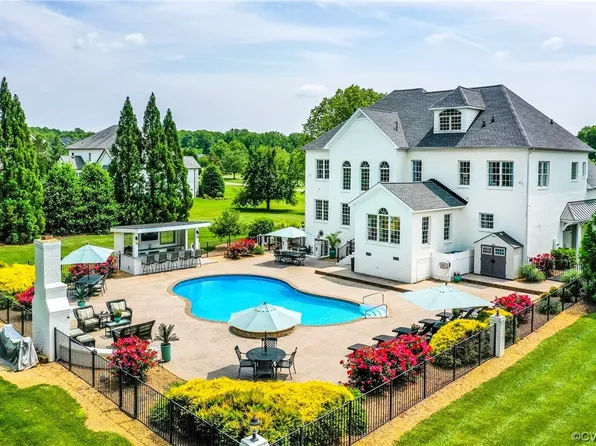 1346 Autumn Breeze Dr, Oilville, VA 23129