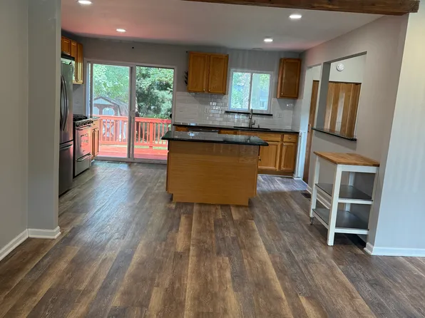 19042 Myron St, Livonia, MI 48152