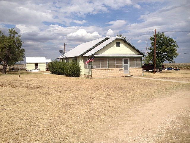 1st image of 18442 E Fm 765