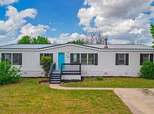 302 Arrlington Bnd, Byron, GA 31008