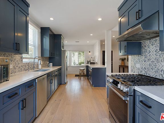 5th image of 2264 23rd St