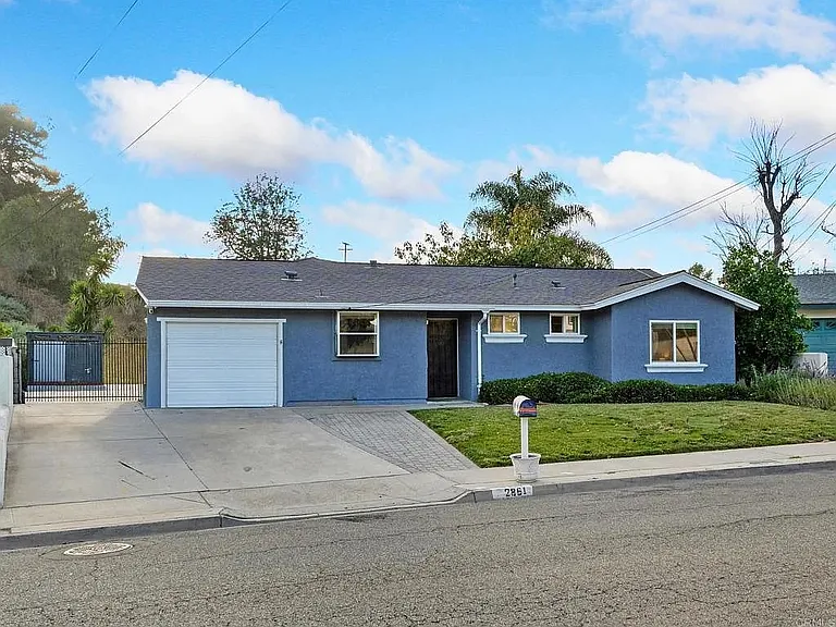 2861 Turnbull St — Photo 21