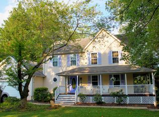 213 Windridge Acres Ct, Silver Spring, MD 20905