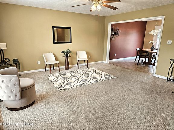 5th image of 6407 Autumn Oak Way