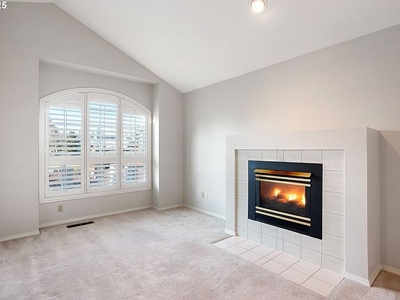 4th image of 15317 SE 35th St