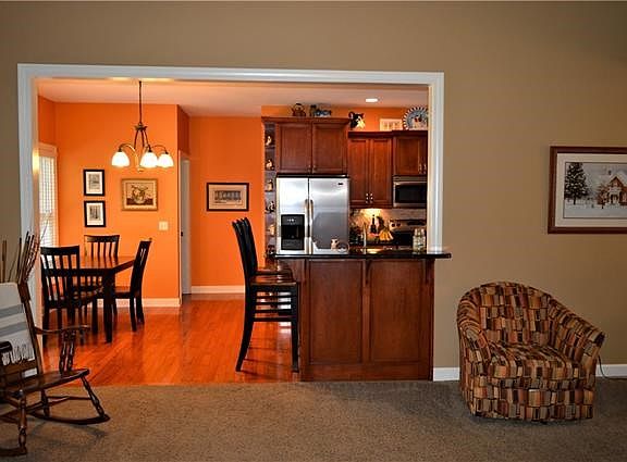 5th image of 4305 Hidden Valley Dr