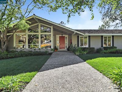 100 Corliss Dr, Moraga, CA, 94556