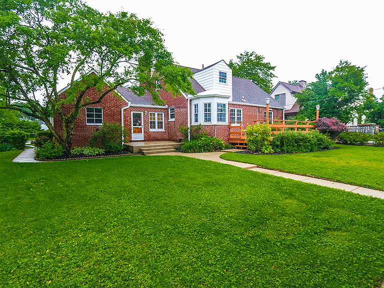62 Edgevale Rd — Photo 51