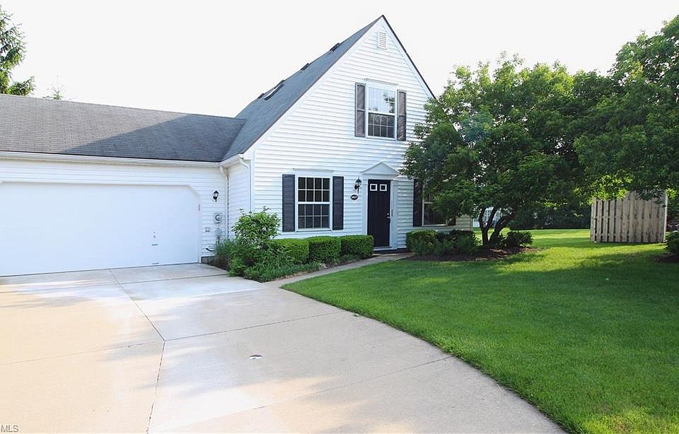 1st image of 24577 Meadow Ln #36