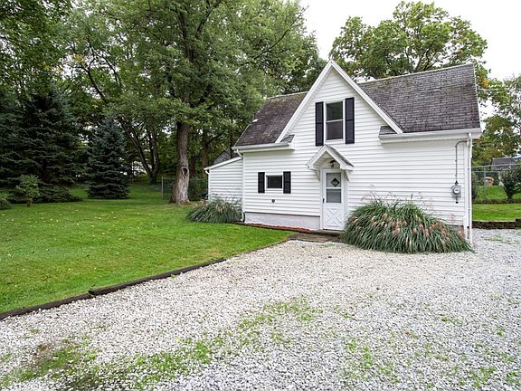 Adorable Cottage!